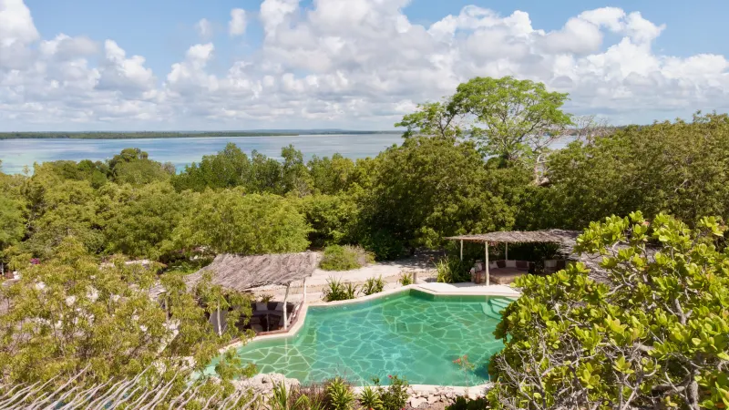 Tropical pool overlooking Mida Creek at The Rock & Sea